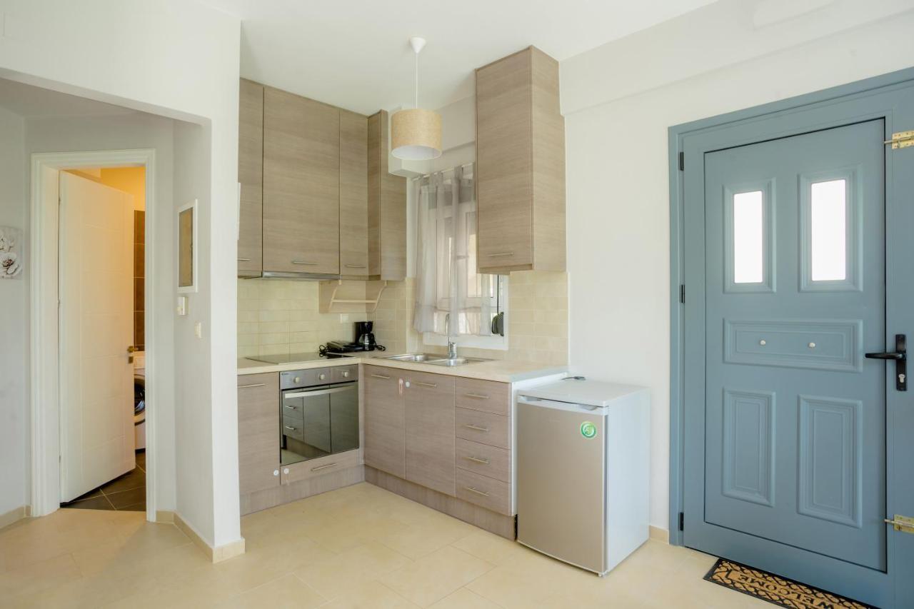 Irida'S Guesthouse Nikiana Ngoại thất bức ảnh