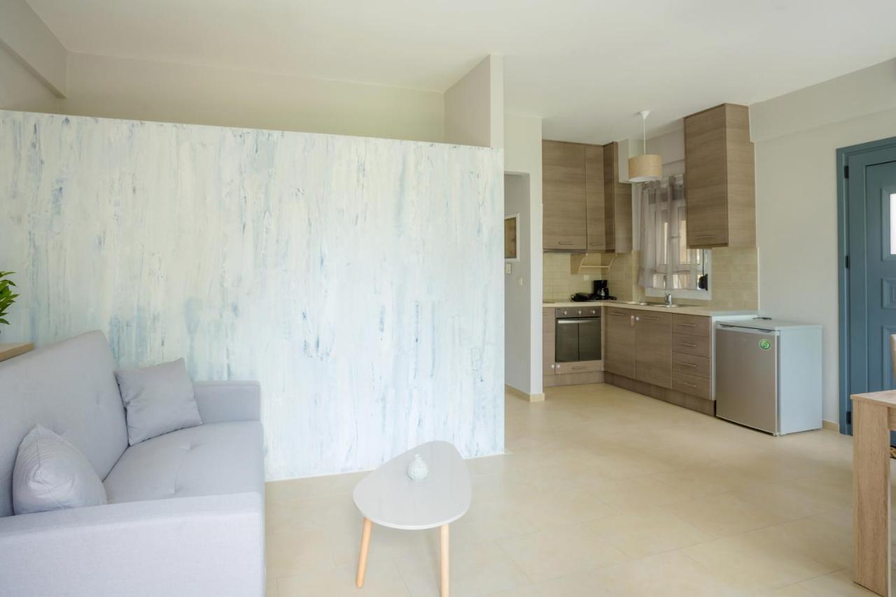 Irida'S Guesthouse Nikiana Ngoại thất bức ảnh