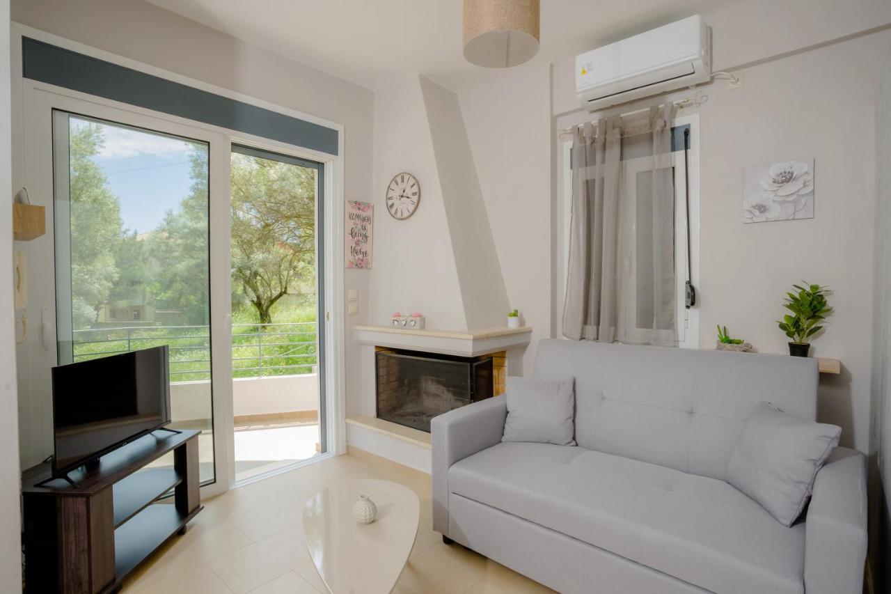 Irida'S Guesthouse Nikiana Ngoại thất bức ảnh
