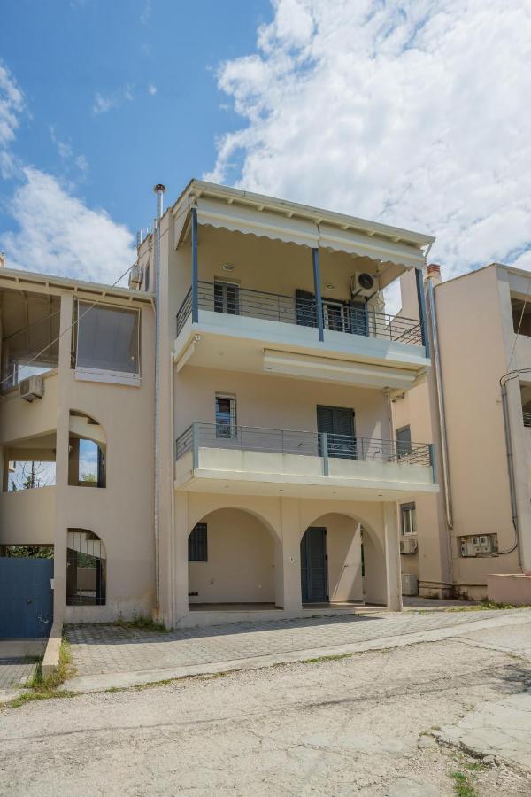 Irida'S Guesthouse Nikiana Ngoại thất bức ảnh